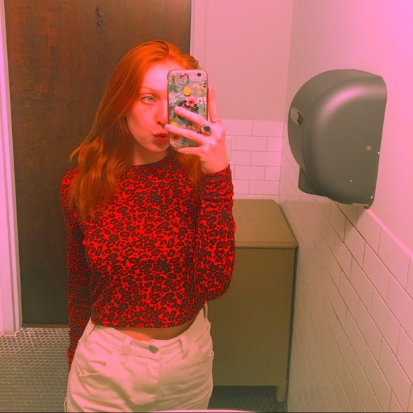 Meet your Posher, Ansley - Picture 1 of 1